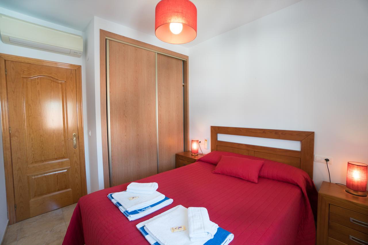 Apartamentos Manuel Martin 네르하 외부 사진