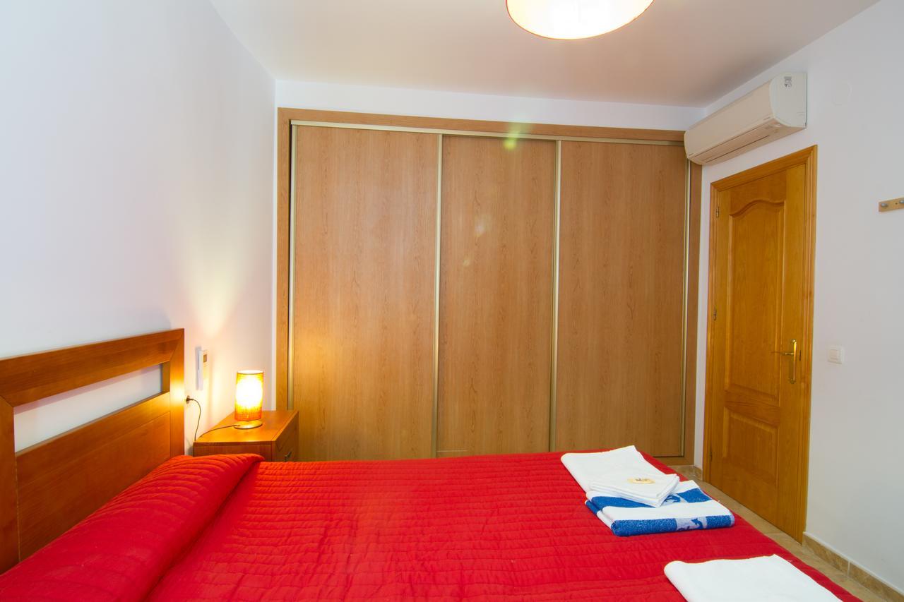 Apartamentos Manuel Martin 네르하 외부 사진