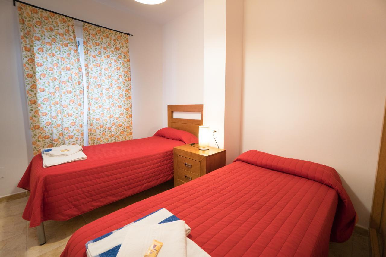 Apartamentos Manuel Martin 네르하 외부 사진