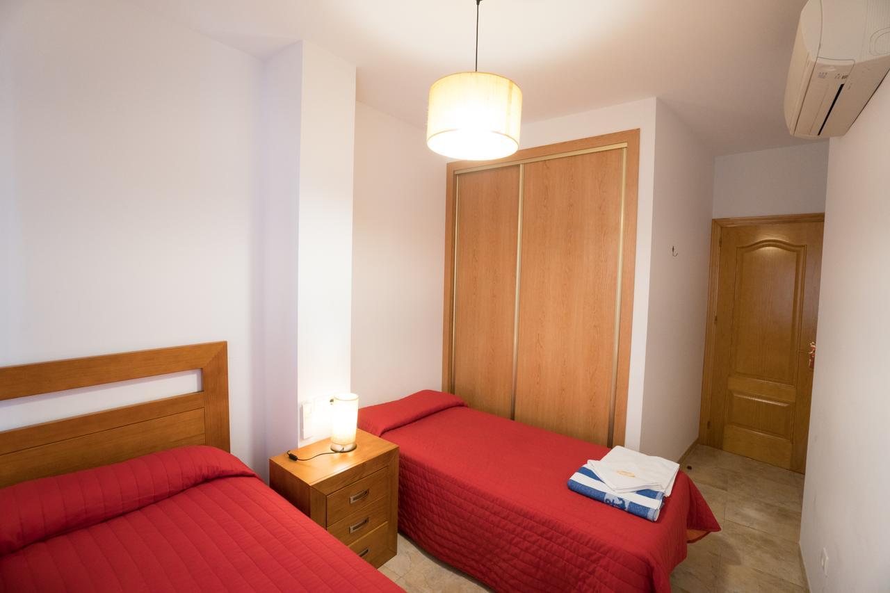Apartamentos Manuel Martin 네르하 외부 사진