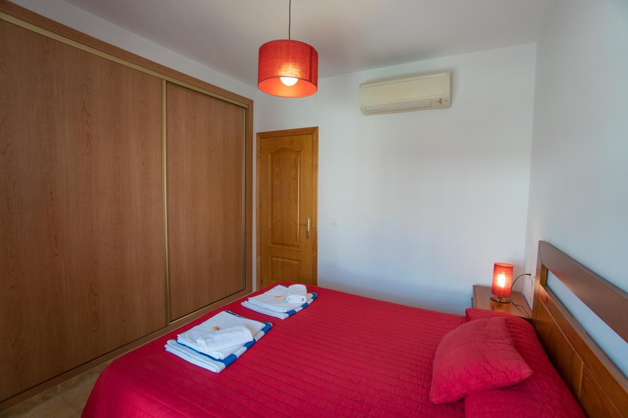 Apartamentos Manuel Martin 네르하 외부 사진