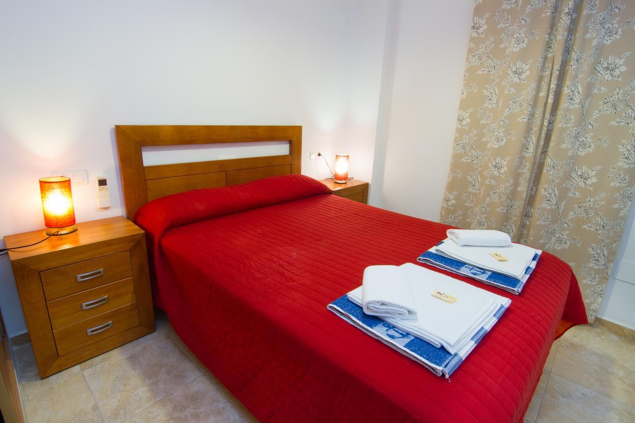 Apartamentos Manuel Martin 네르하 외부 사진