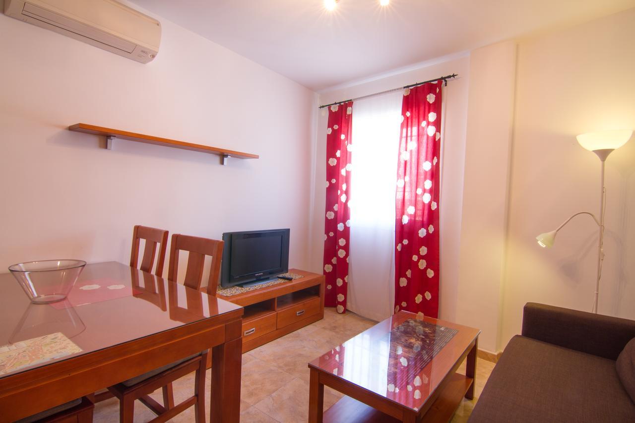 Apartamentos Manuel Martin 네르하 외부 사진