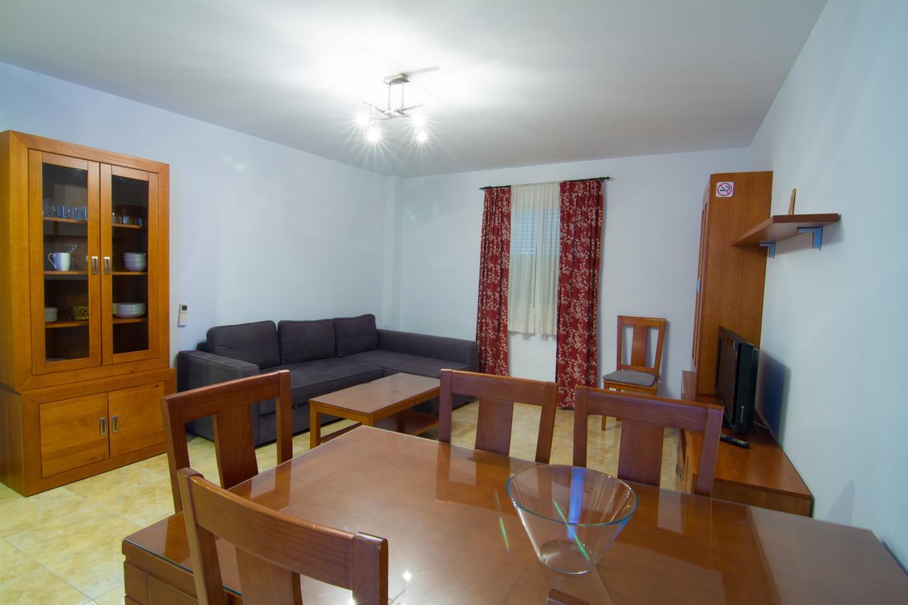 Apartamentos Manuel Martin 네르하 외부 사진
